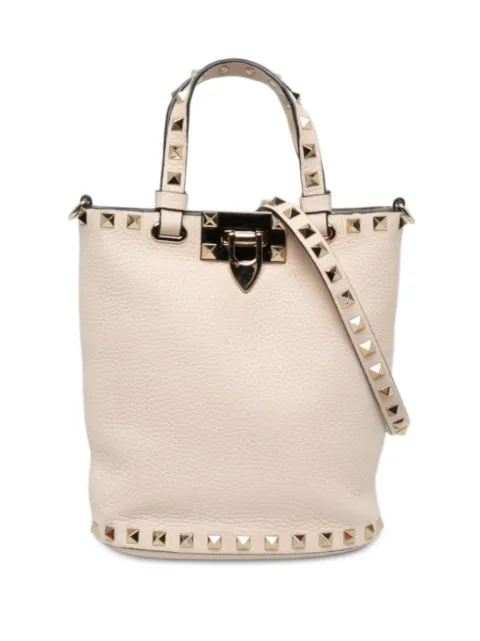 Valentino Garavani Pre-Owned 2018-2026 Leather Rockstud Bucket Bag satchel