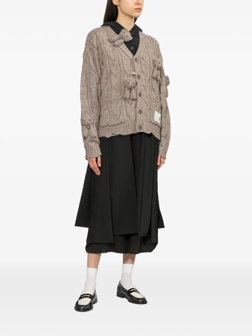 Maison MIHARA YASUHIRO Pink House x bear motif cardigan Beige