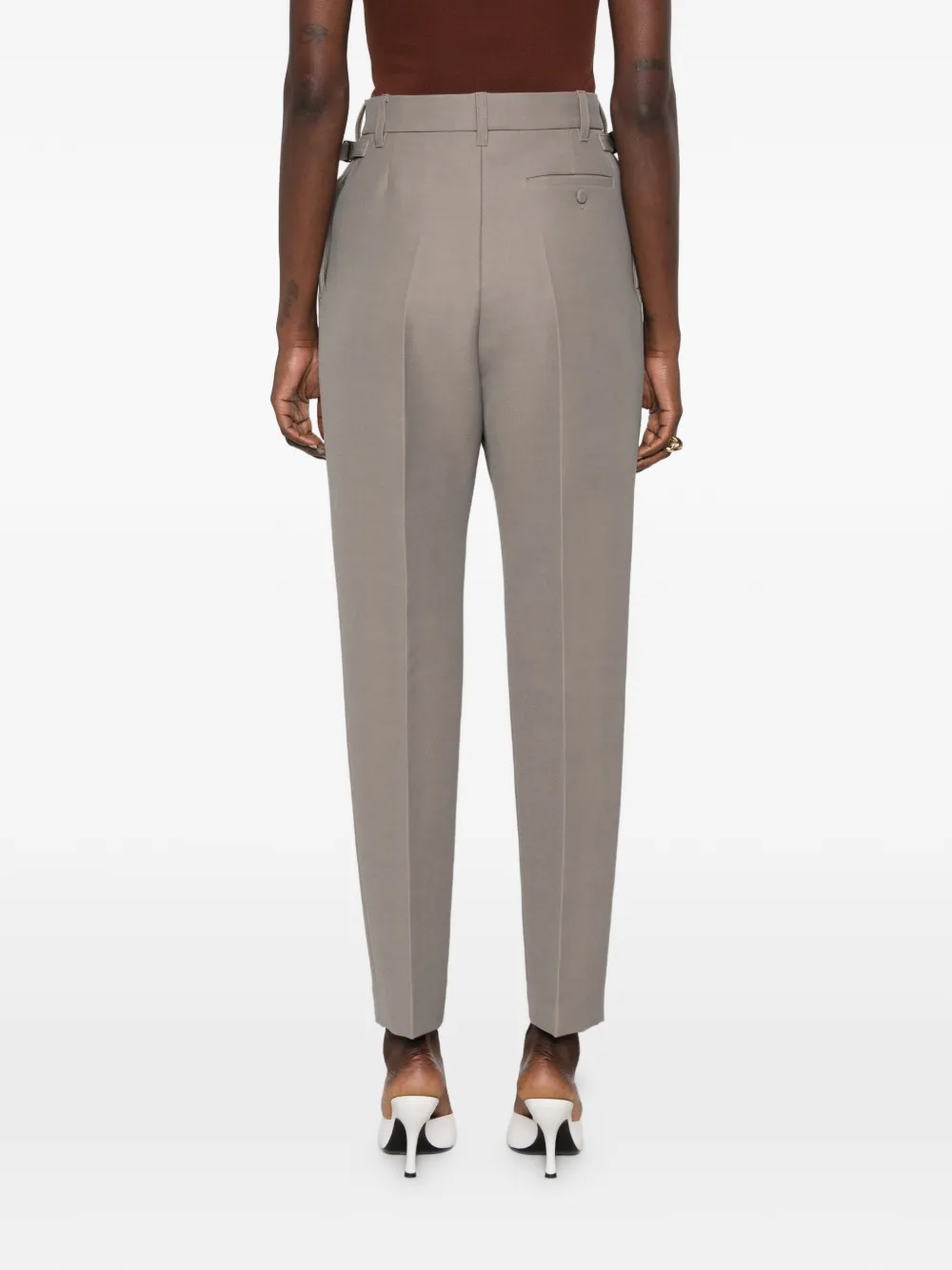 Mugler pleated buckled-waist trousers Grijs