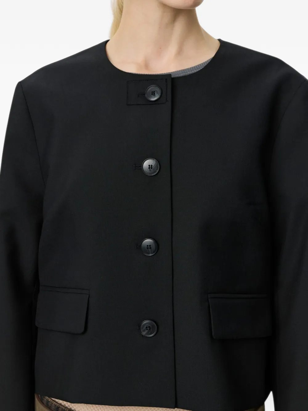 mfpen Waitress cropped jack Zwart