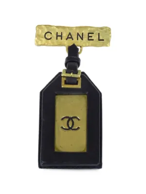 CHANEL Pre-Owned 1990s ロゴプレート ブローチ | ゴールドトーン