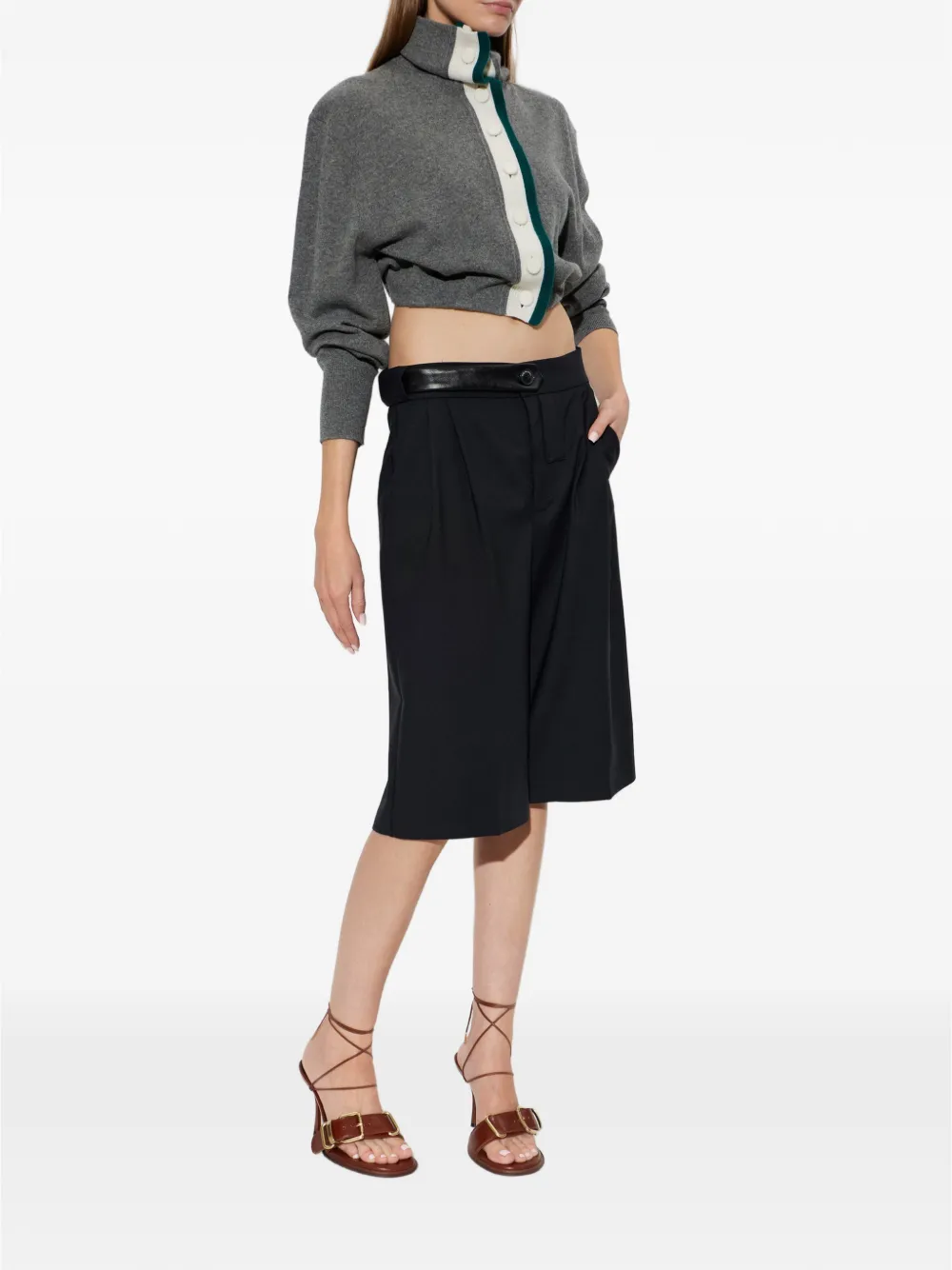 The Mannei Getailleerde shorts tot de knie met plooien Zwart