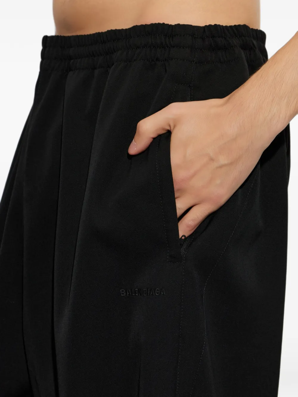 Balenciaga Trainingsbroek met elastische taille met geborduurd logo Zwart