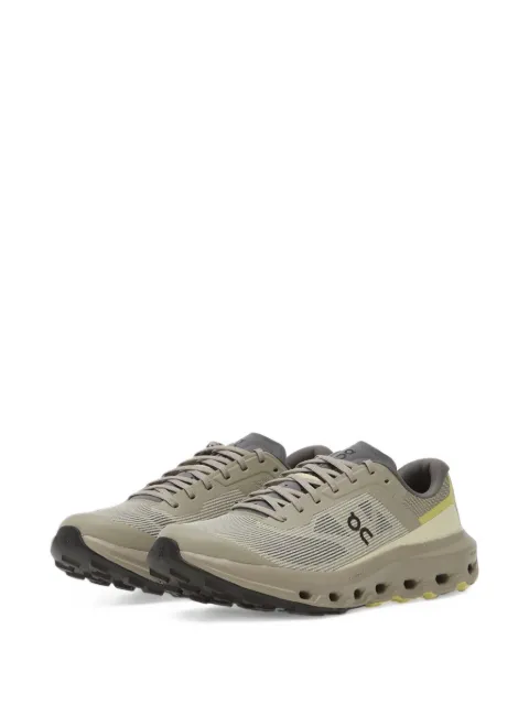 On  Cloudvista 3 sneakers