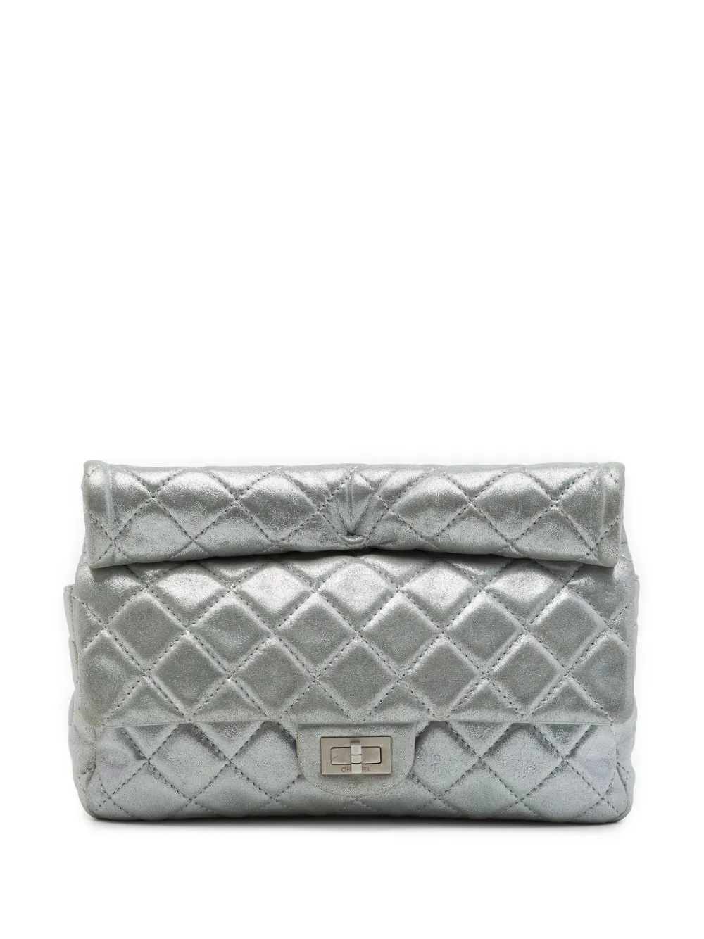 CHANEL Pre-Owned 2012 Quilted Metallic Lambskin Reissue 2.55 Roll clutch bag - Argento