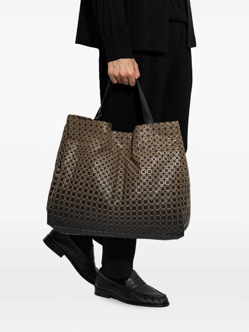 Bao Issey Miyake Shopper met geometrisch vlak Bruin