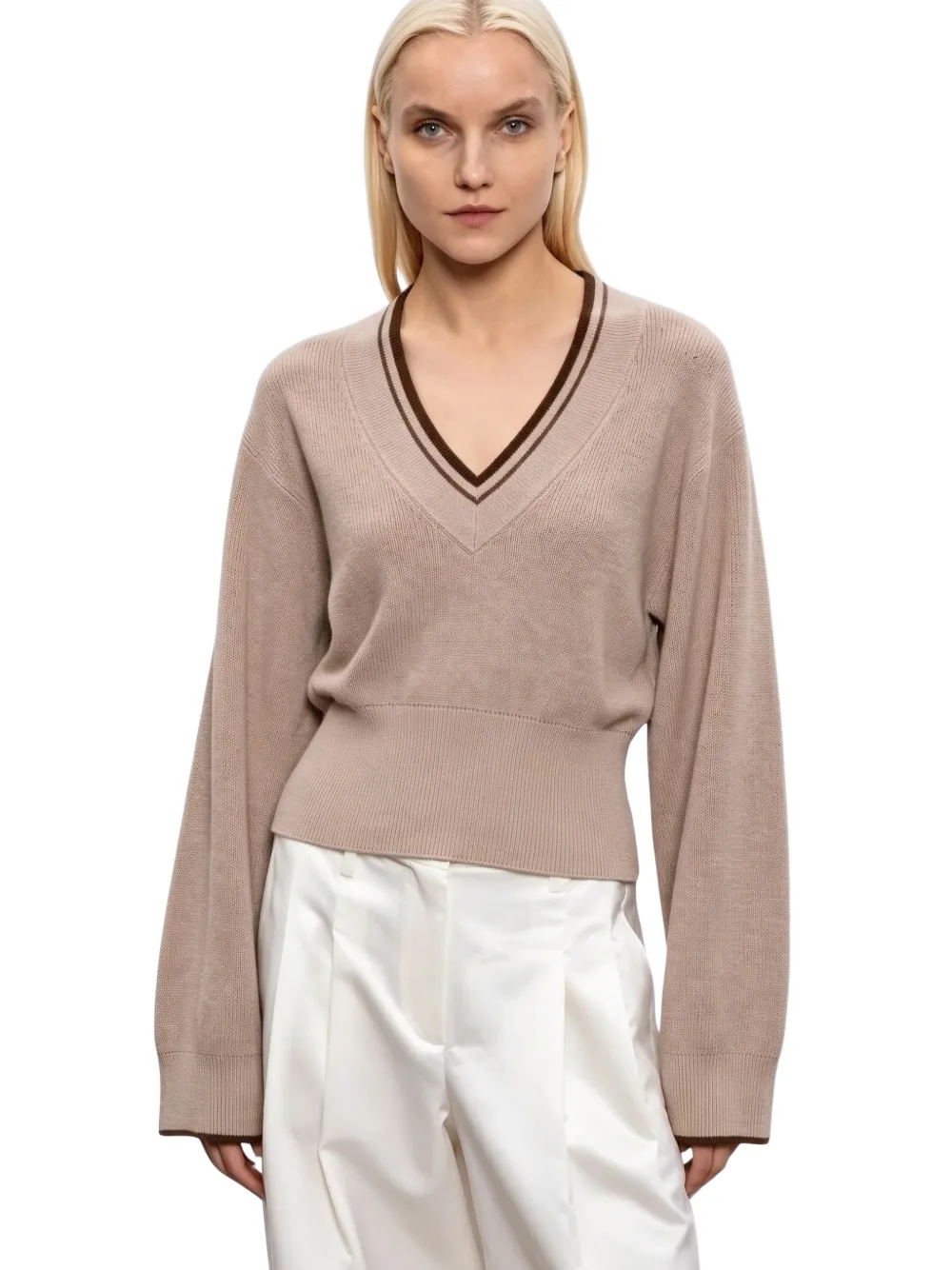 Brunello Cucinelli Trui met V-hals en gestreepte afwerking Beige