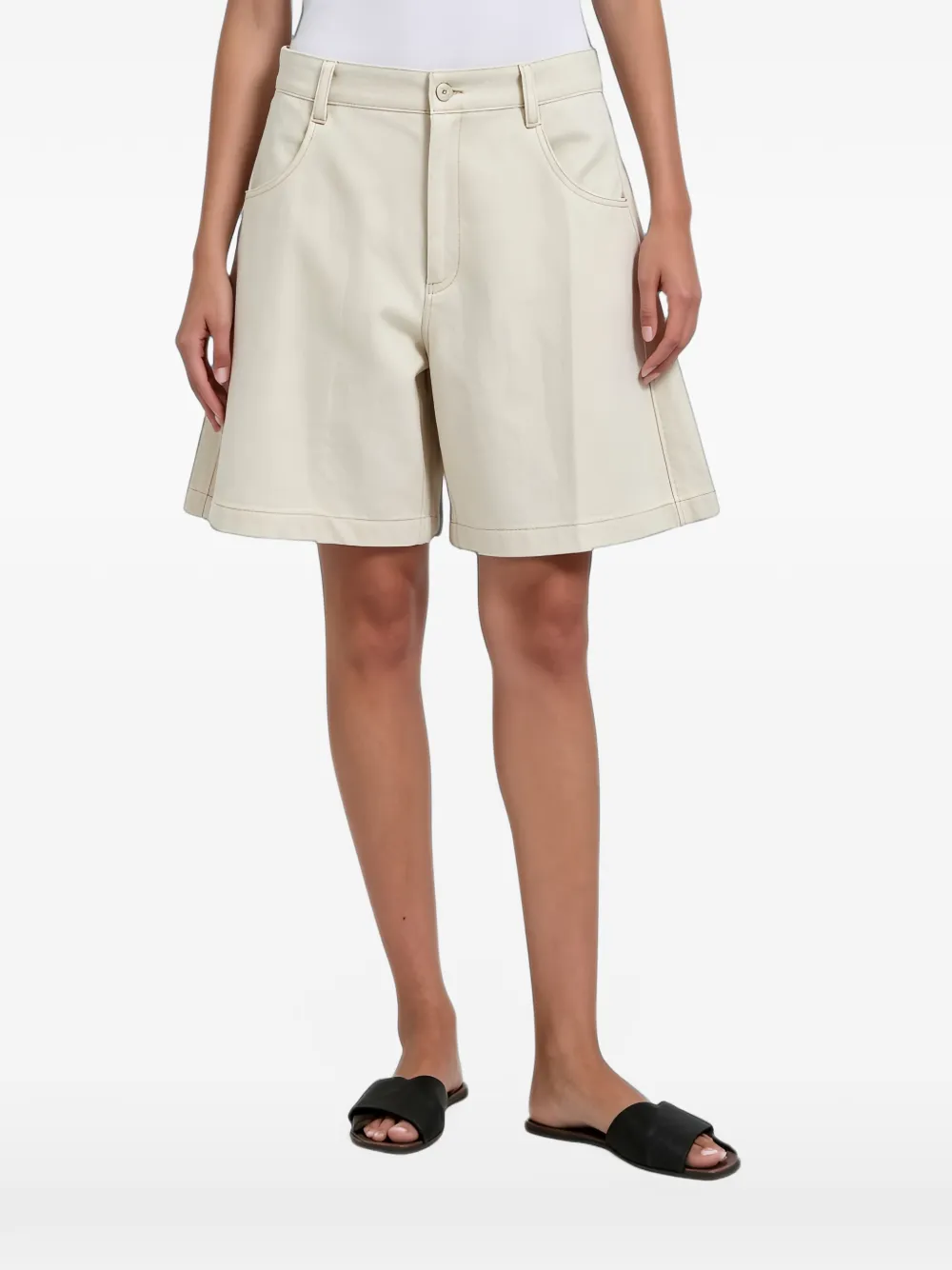 Brunello Cucinelli Shorts met wijde pijpen Beige