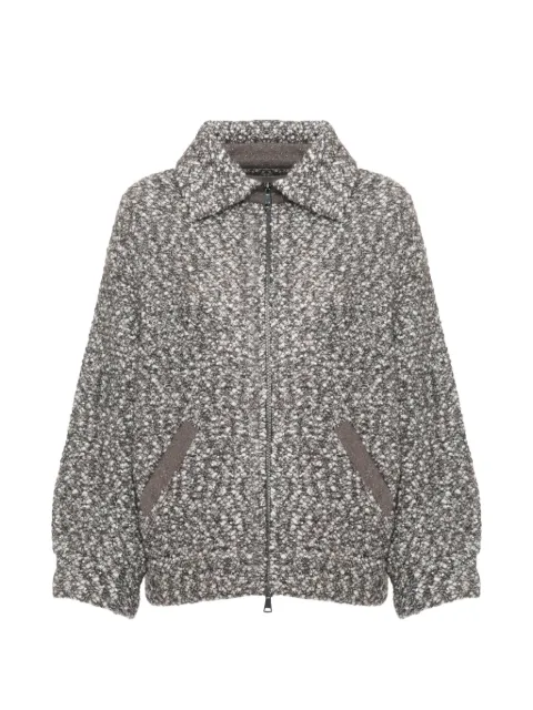 D.Exterior zip-up cardigan