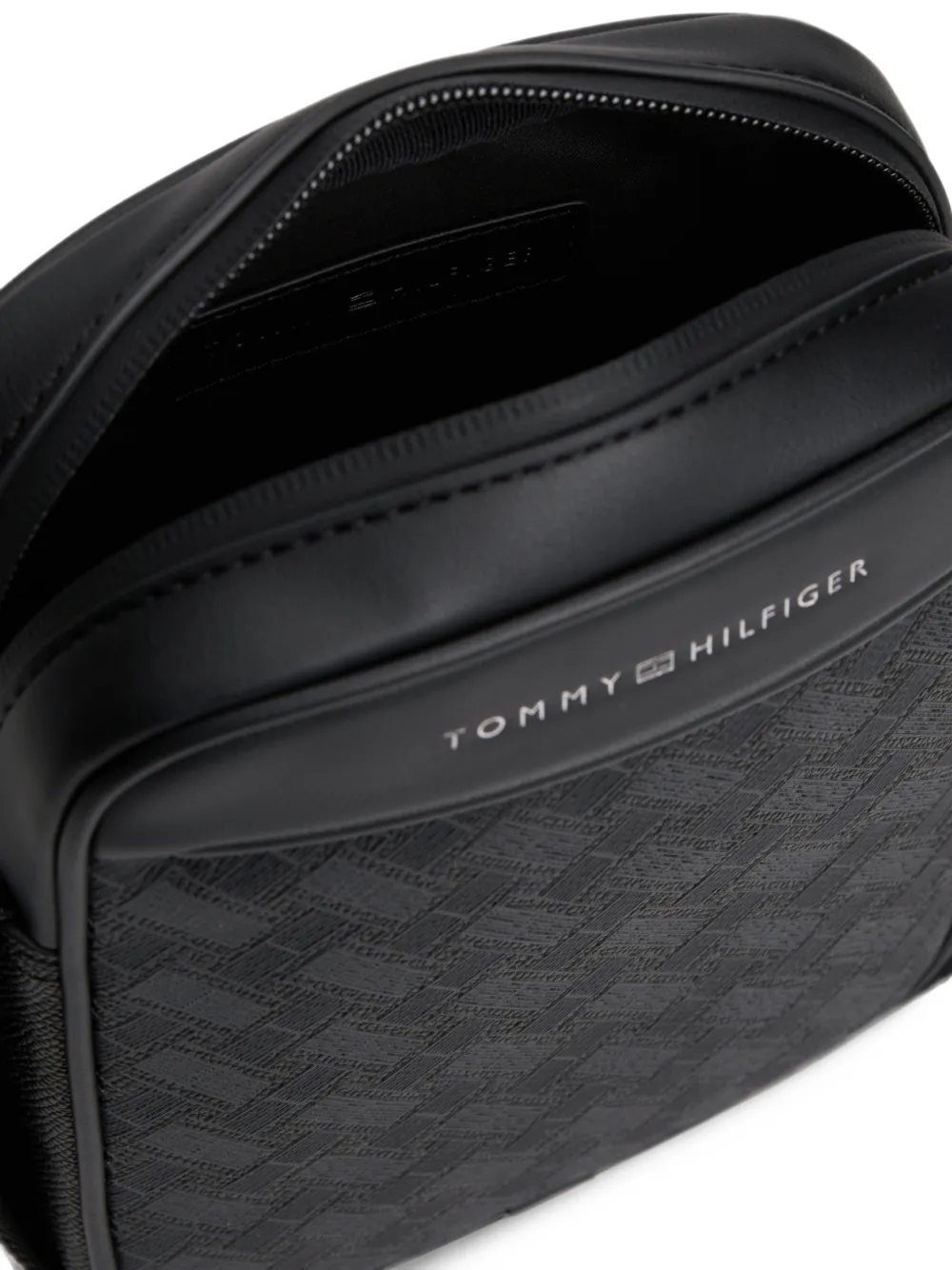 Tommy Hilfiger basket-weave logo-print shoulder bag Zwart