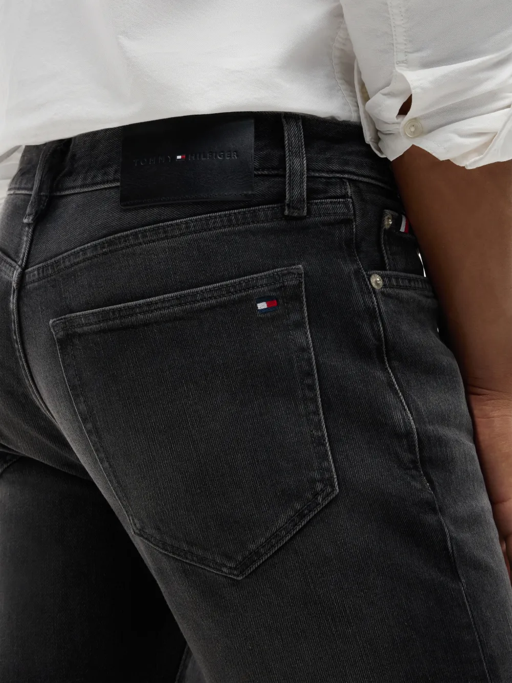 Tommy Hilfiger faded-effect slim-fit jeans Grijs