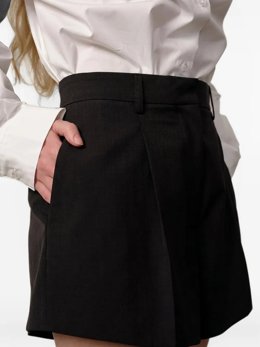 HERSKIND Runi getailleerde high-waist shorts Zwart