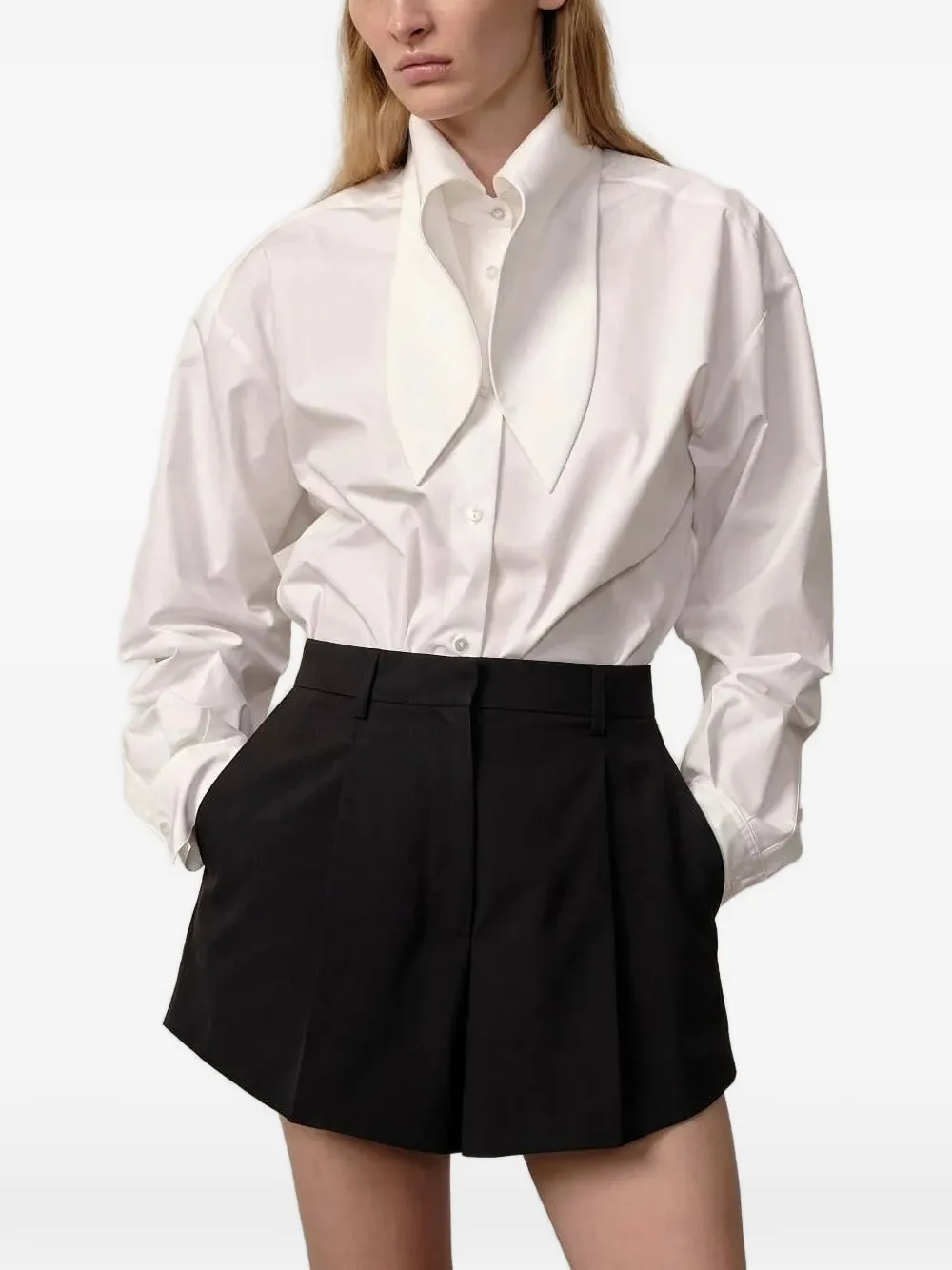 HERSKIND Runi getailleerde high-waist shorts Zwart