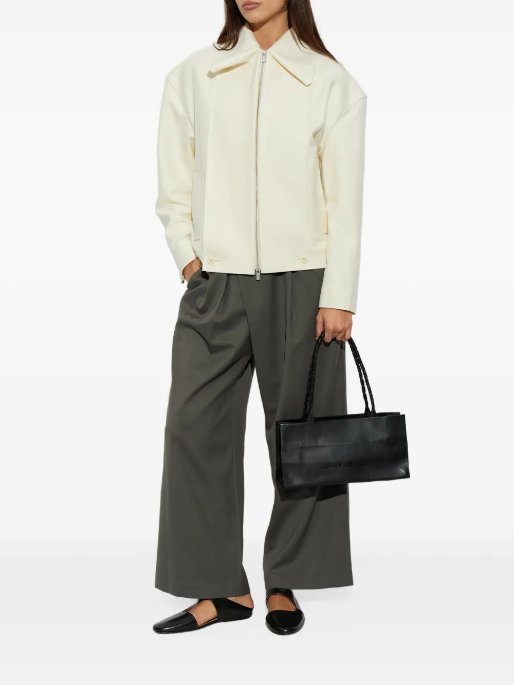 Issey Miyake Shell zip-up panelled jacket - Blanc Issey Miyake Shell zip-up panelled jacket - Blanc