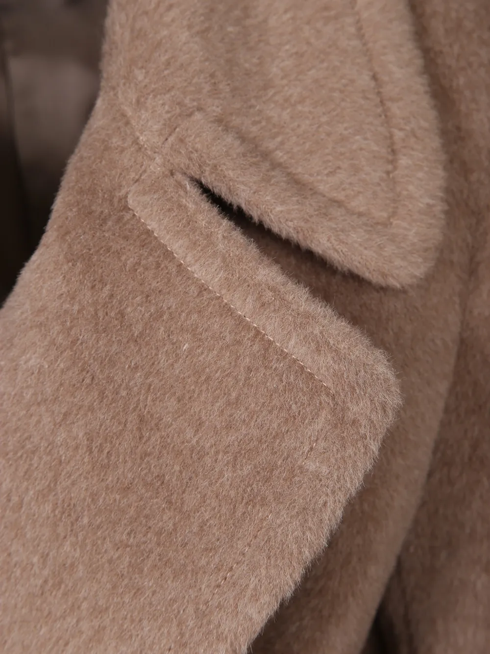 Tagliatore belted notch-lapels coat Beige