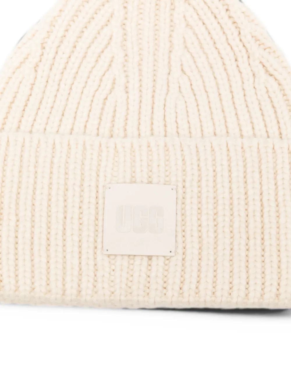 UGG Ribgebreide muts met logopatch Beige