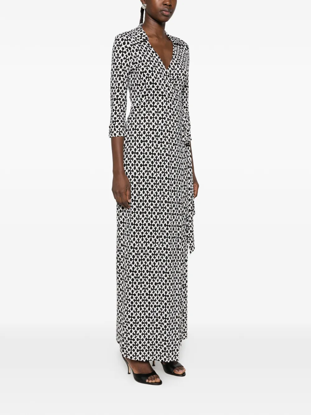 DVF Diane von Furstenberg quatrefoil-print wrap maxi dress Zwart