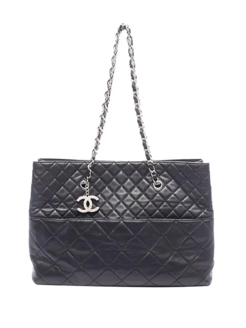 CHANEL Pre-Owned 2010-2011 Large Quilted Calfskin In The Business tote bag
