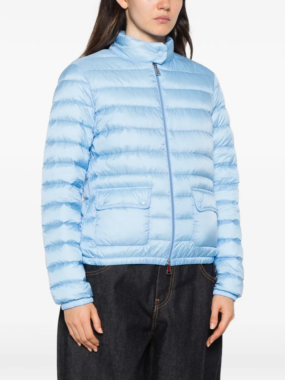 Moncler quilted logo-patch jacket Blauw
