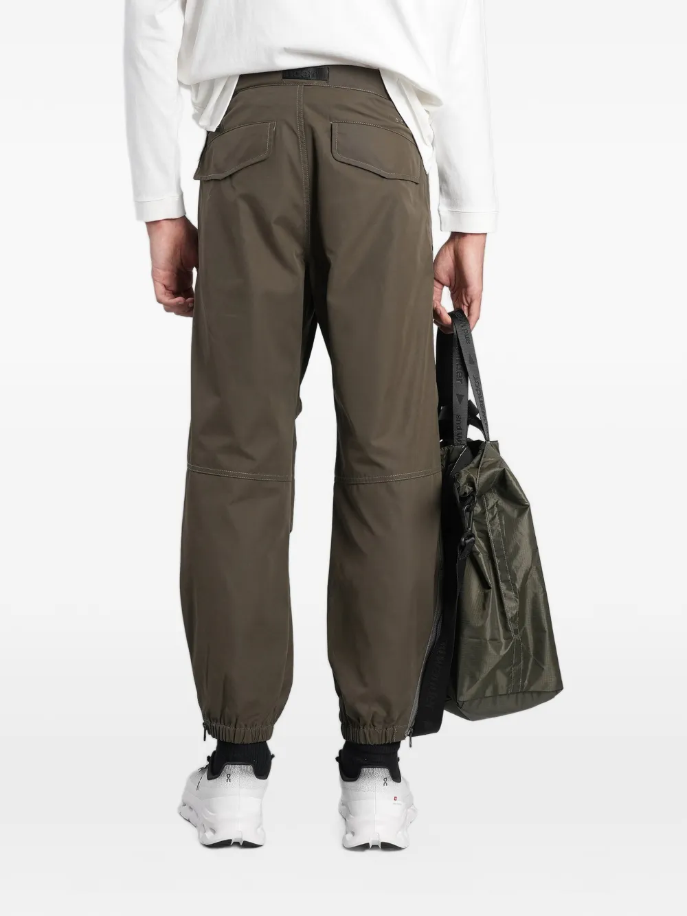 and Wander belted zip-cuff trousers Groen