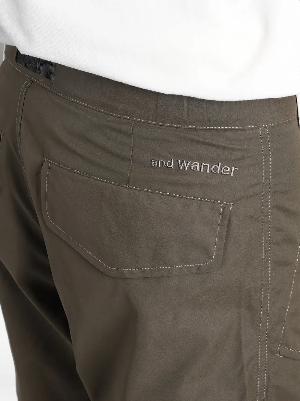 and Wander belted zip-cuff trousers Groen
