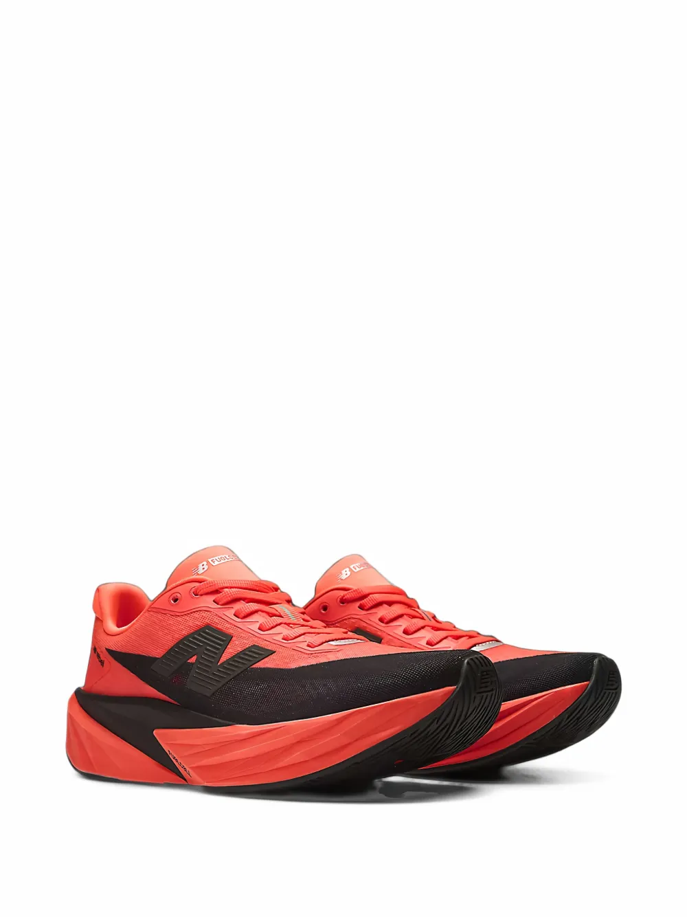 New Balance FuelCell Rebel v5 sneakers Rood