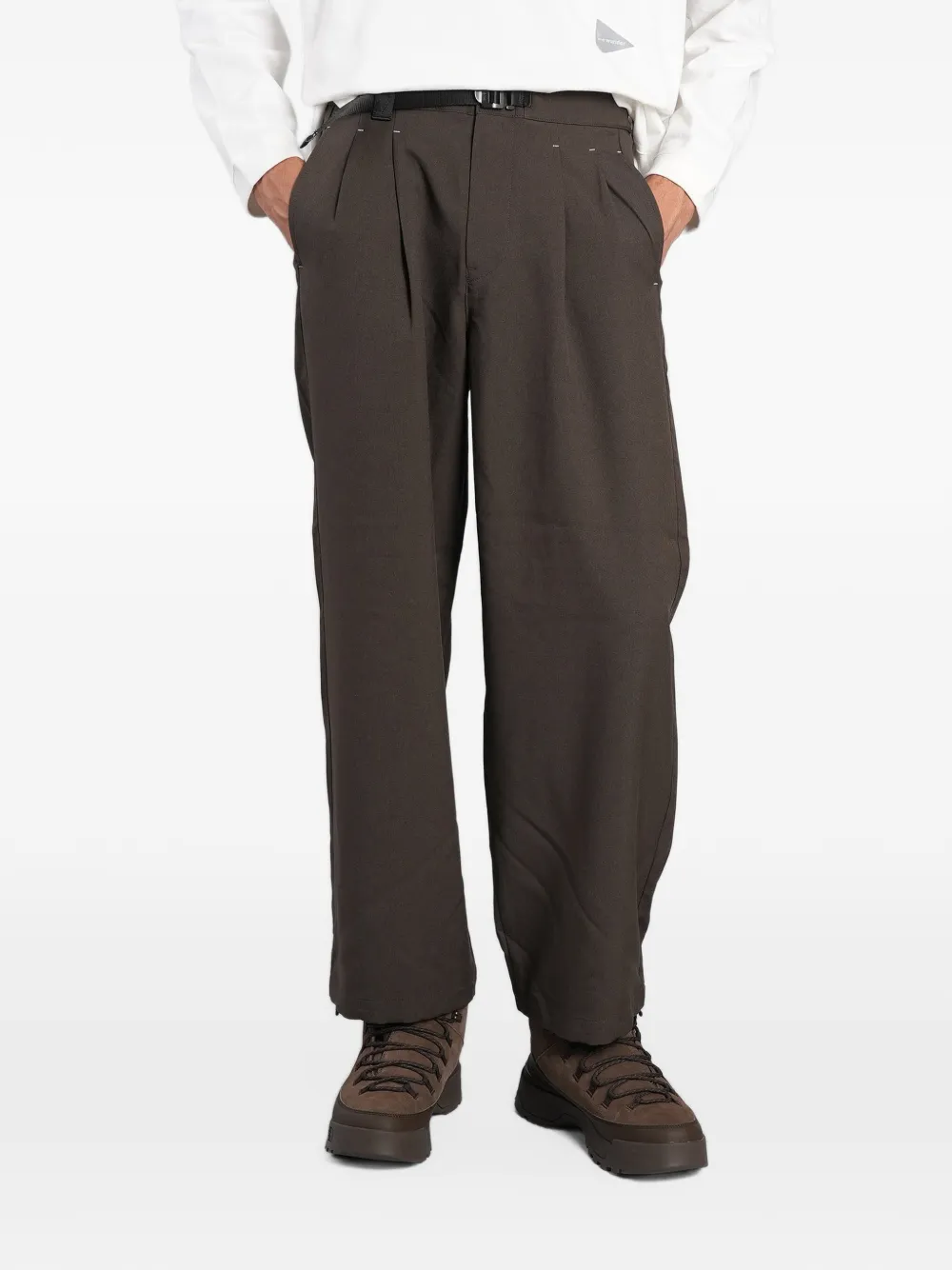 and Wander belted pleated straight-leg trousers - Marron and Wander belted pleated straight-leg trousers - Marron