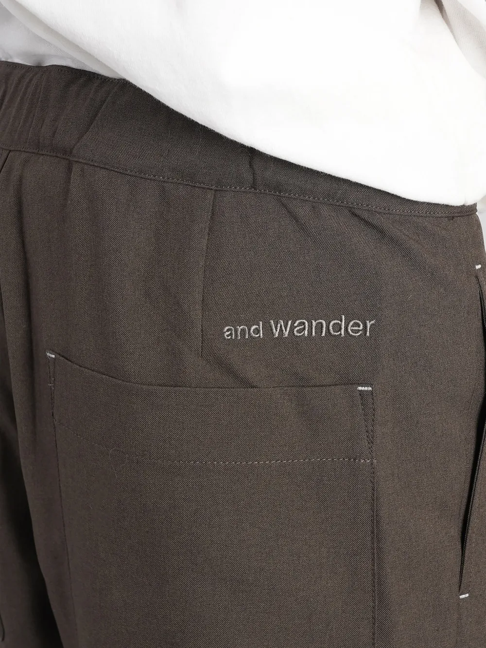 and Wander belted pleated straight-leg trousers Bruin