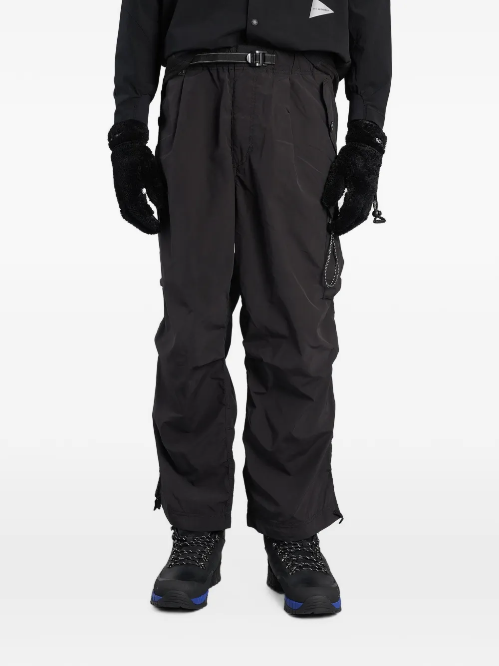 and Wander logo-embroidered cargo straight-leg trousers - Noir and Wander logo-embroidered cargo straight-leg trousers - Noir
