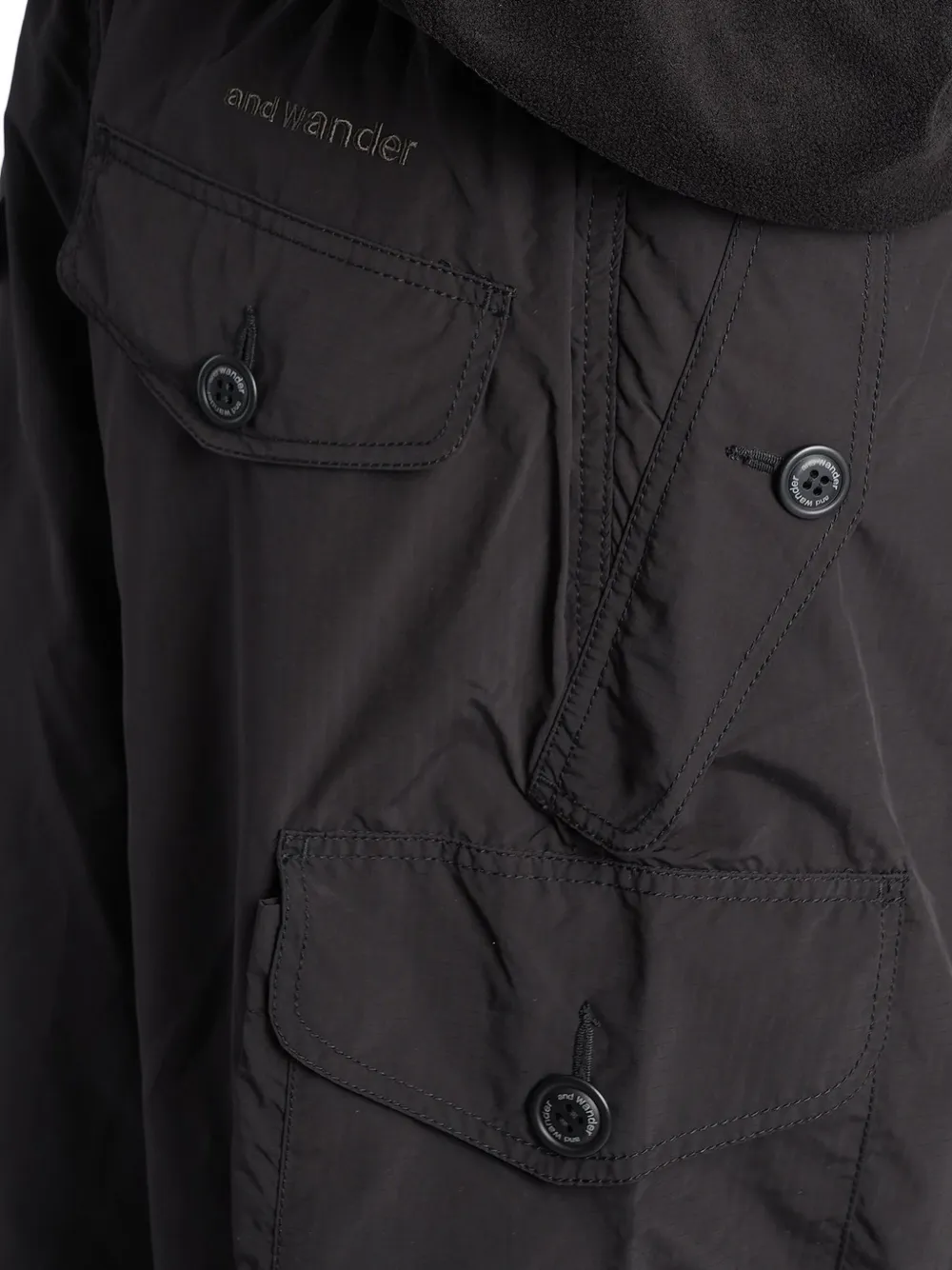 and Wander logo-embroidered cargo straight-leg trousers Zwart
