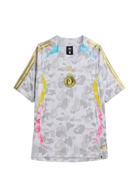 adidas playera Teamgeist en colaboración con A Bathing Ape