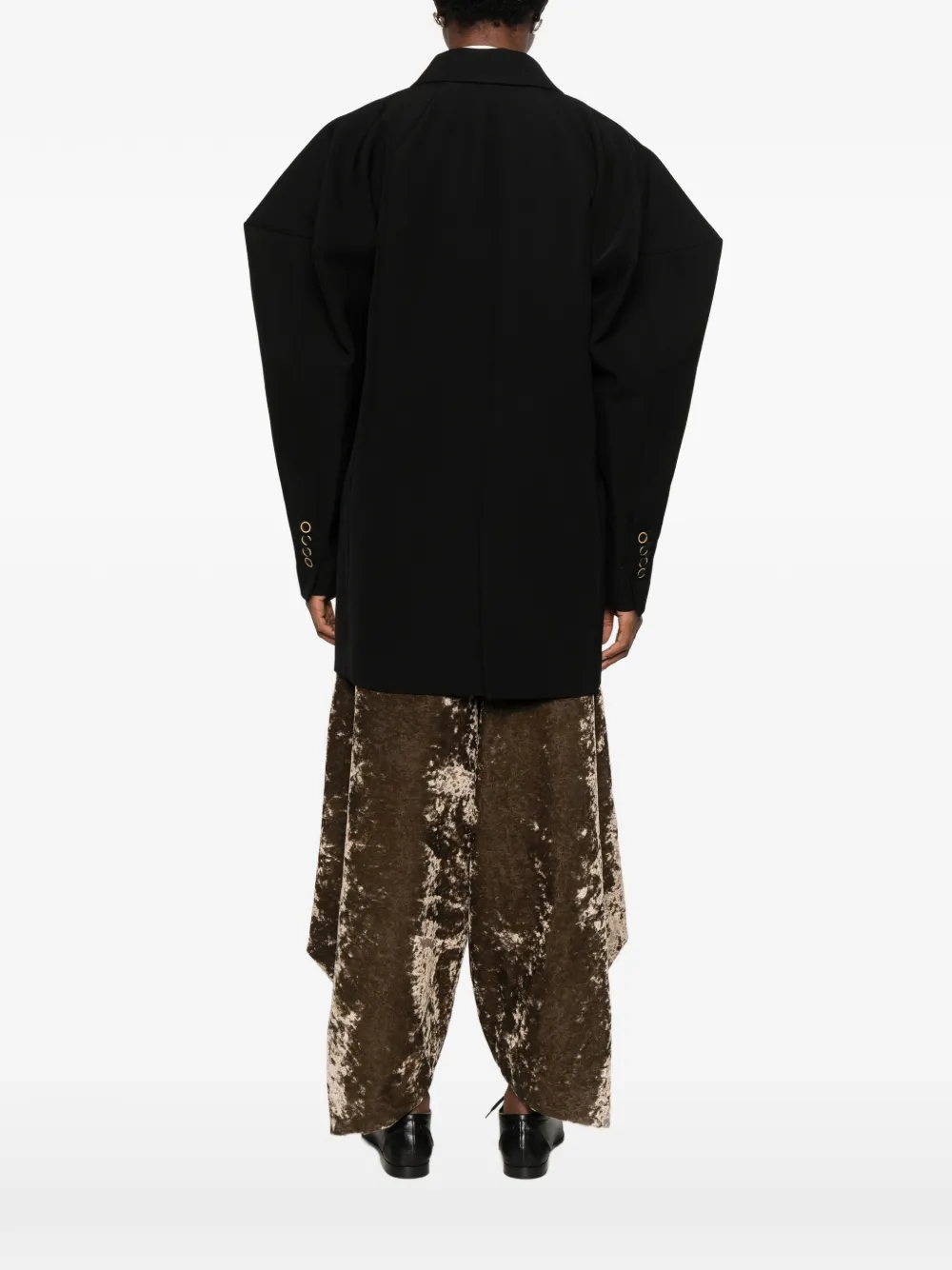 Uma Wang Kobbl double-breasted sculptural-sleeve jacket Zwart