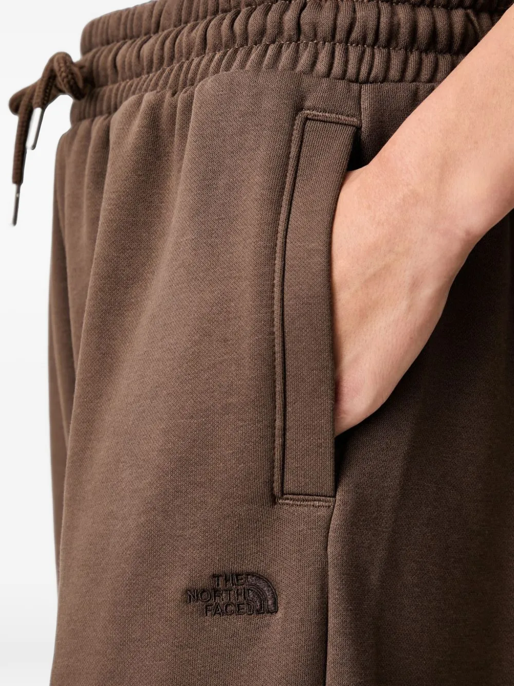 The North Face TNF™ Essential Simple Dome broek met rechte pijpen Bruin