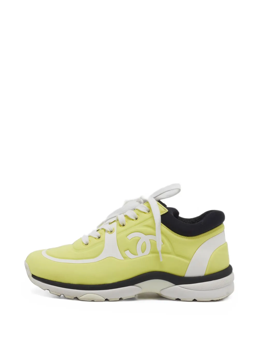 Pre-owned Chanel Cc Logo Sneakers In Yellow