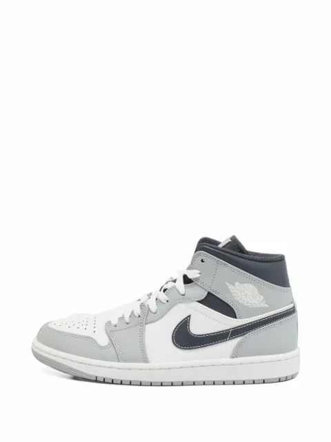 Jordan Air Jordan 1 mid-top sneakers