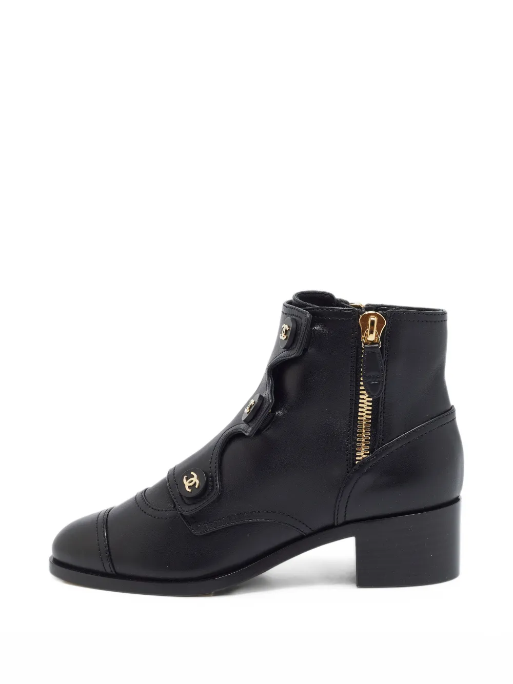 Pre-owned Chanel Cc Button Double-zip Ankle Boots In Black