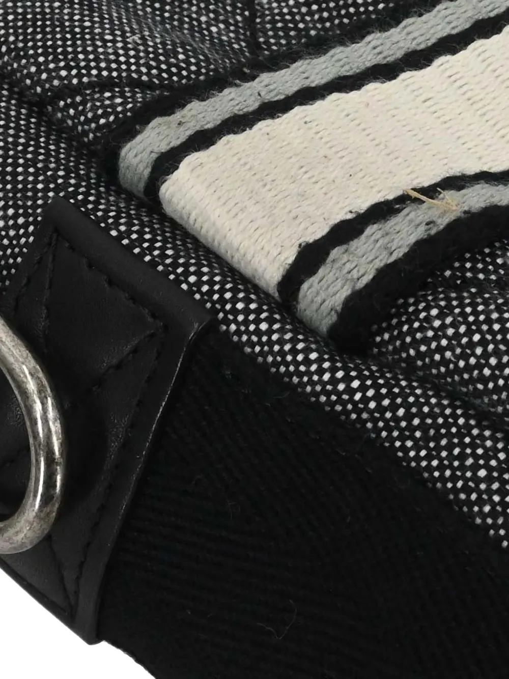 CHANEL Pre-Owned 2016-2017 medium Airlines quilted denim tote bag Grijs