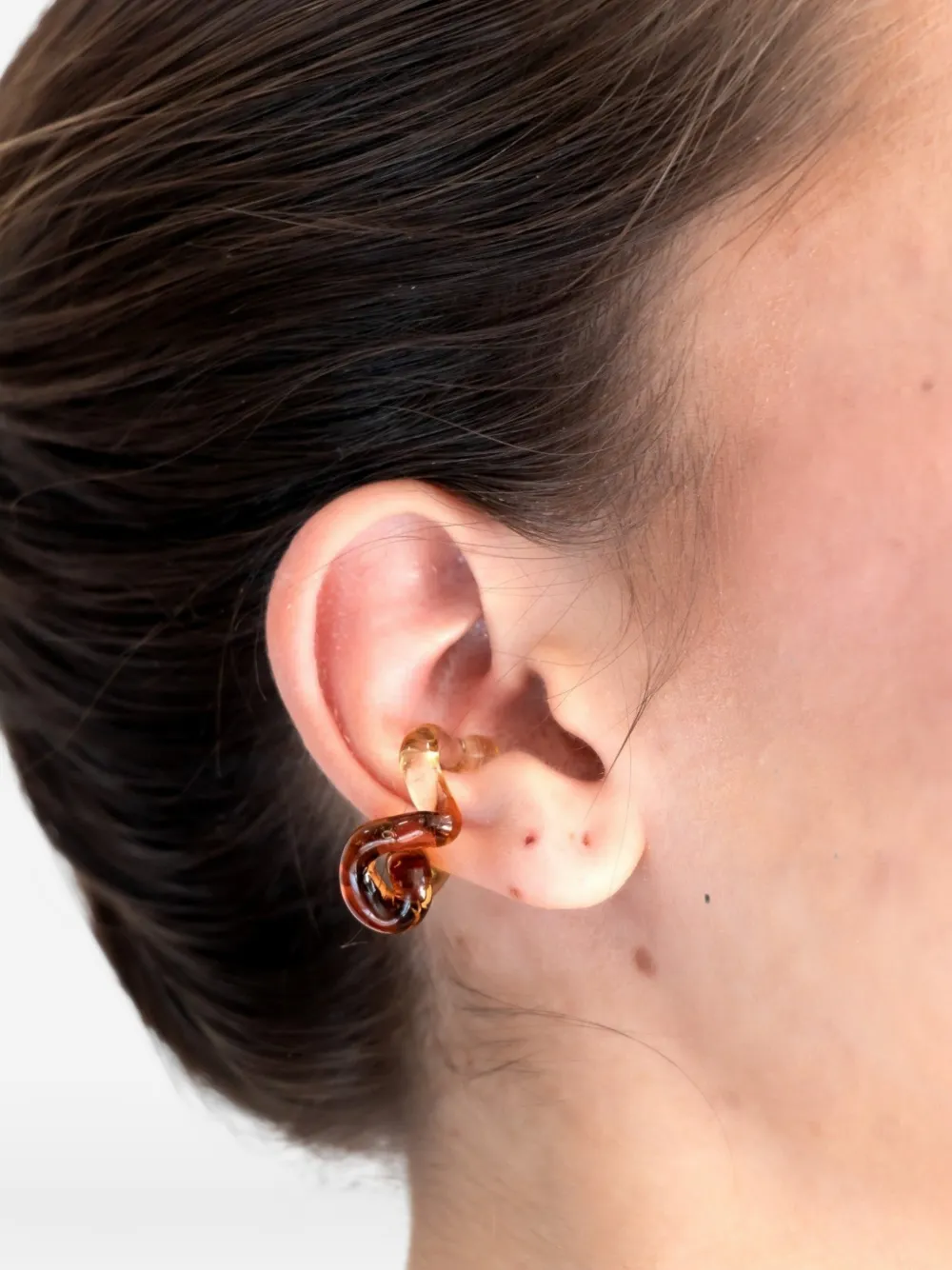 SALVÁREA Interconexión swirl-design ear cuff