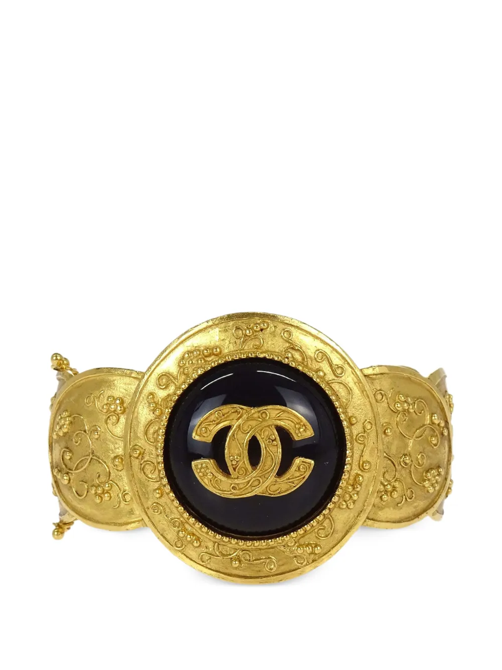 CHANEL Pre-Owned Medallion CC bangle bracelet - Gold