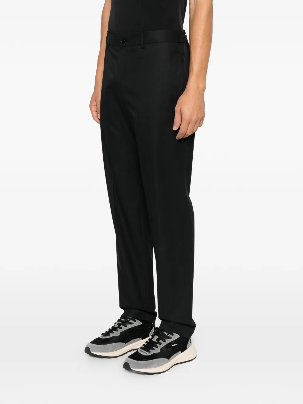 Moncler logo-patch straight-leg trousers Zwart