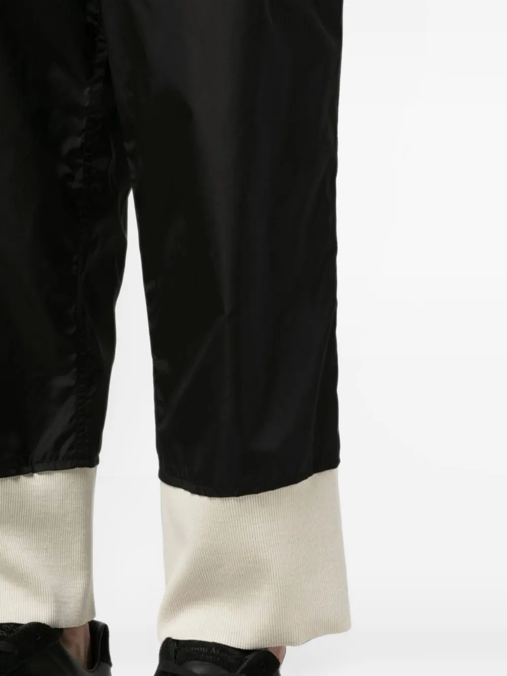Tessitura Broek met verlaagd kruis Zwart