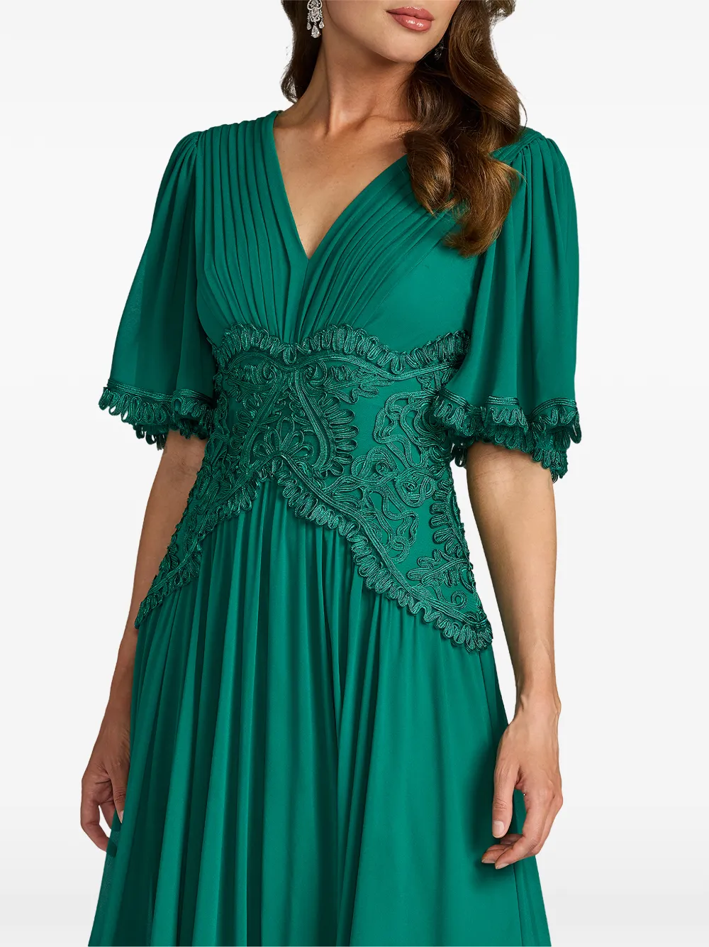 Tadashi Shoji Indira embroidered pleated gown Groen