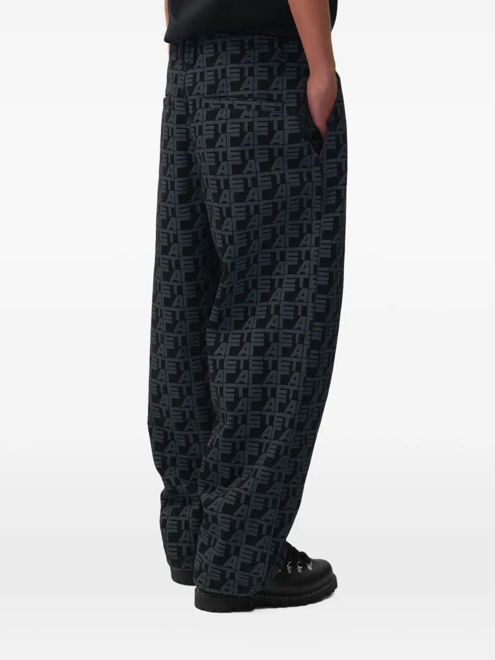 Arte Antwerp Jeans met monogram-print Zwart