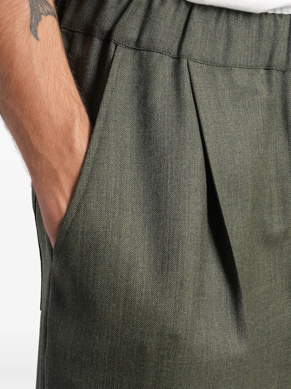 Laneus pleated elasticated-waist trousers Groen