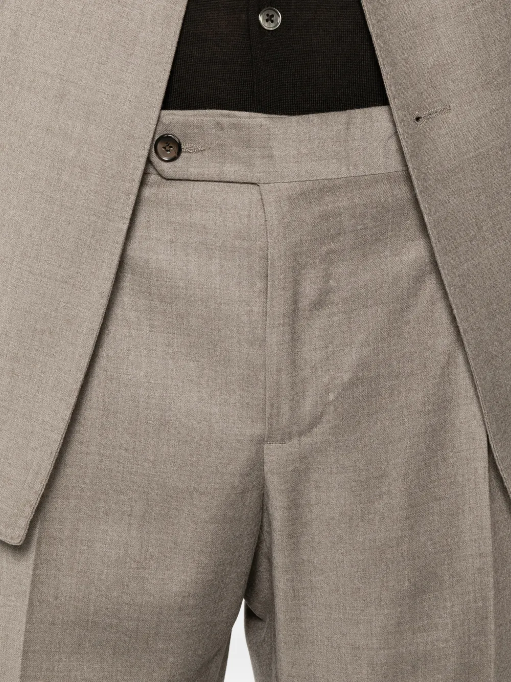 LUIGI BIANCHI MANTOVA Pak met dubbele rij knopen Beige