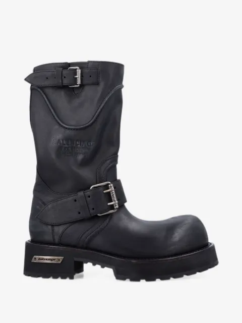 Venom boots in black