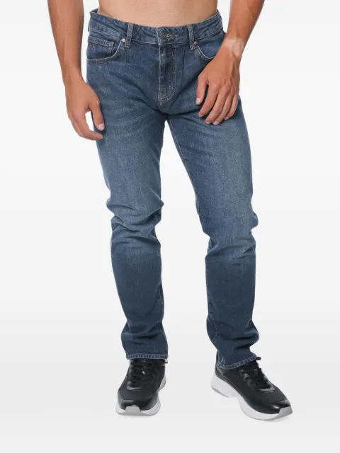 Armani Exchange vaqueros slim con logo bordado