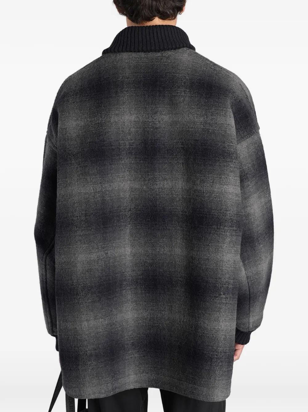 and Wander check-pattern button-up coat Grijs
