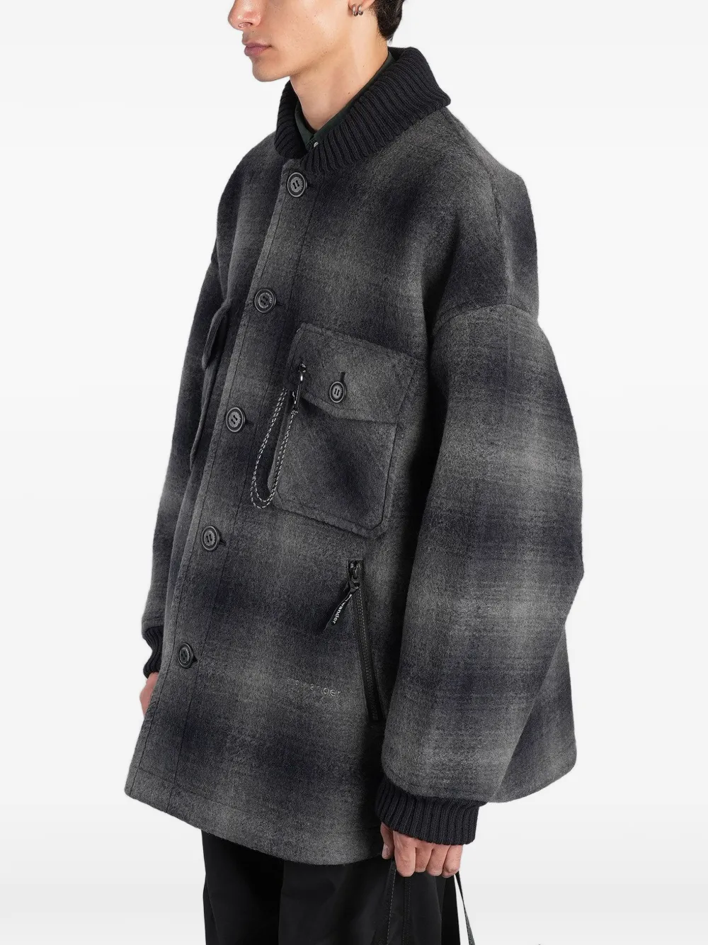 and Wander check-pattern button-up coat Grijs