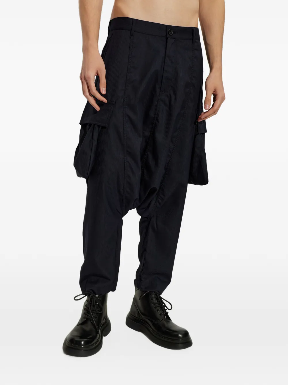 Comme Des Garçons Shirt Cargobroek met visgraat-patroon en verlaagd kruis Blauw